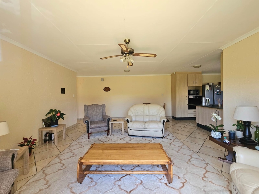 5 Bedroom Property for Sale in Miederpark North West